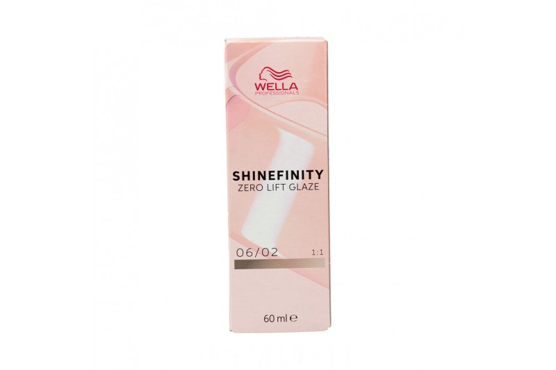 Coloration Permanente Wella Shinefinity Nº 06/02 (60 ml)