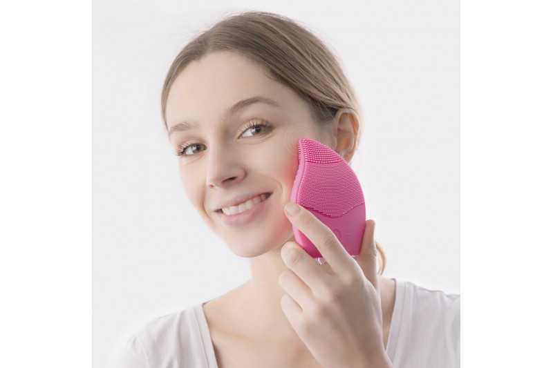 Rechargeable Facial Cleaner-Massager...